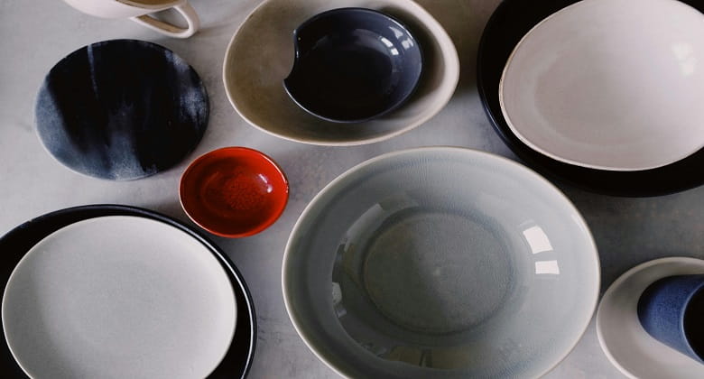 Dinnerware Buying Guide: How to Choose Plates, Bowls and Sets for Your Home